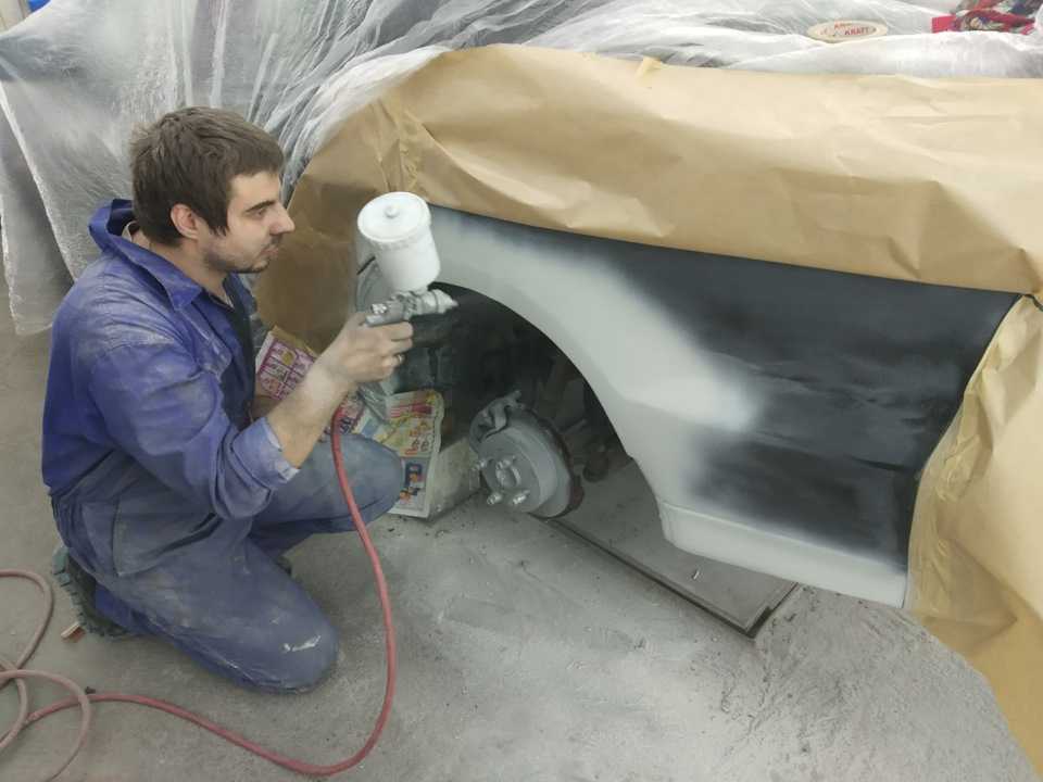 Как покрасить кузов автомобиля: пошаговое руководство