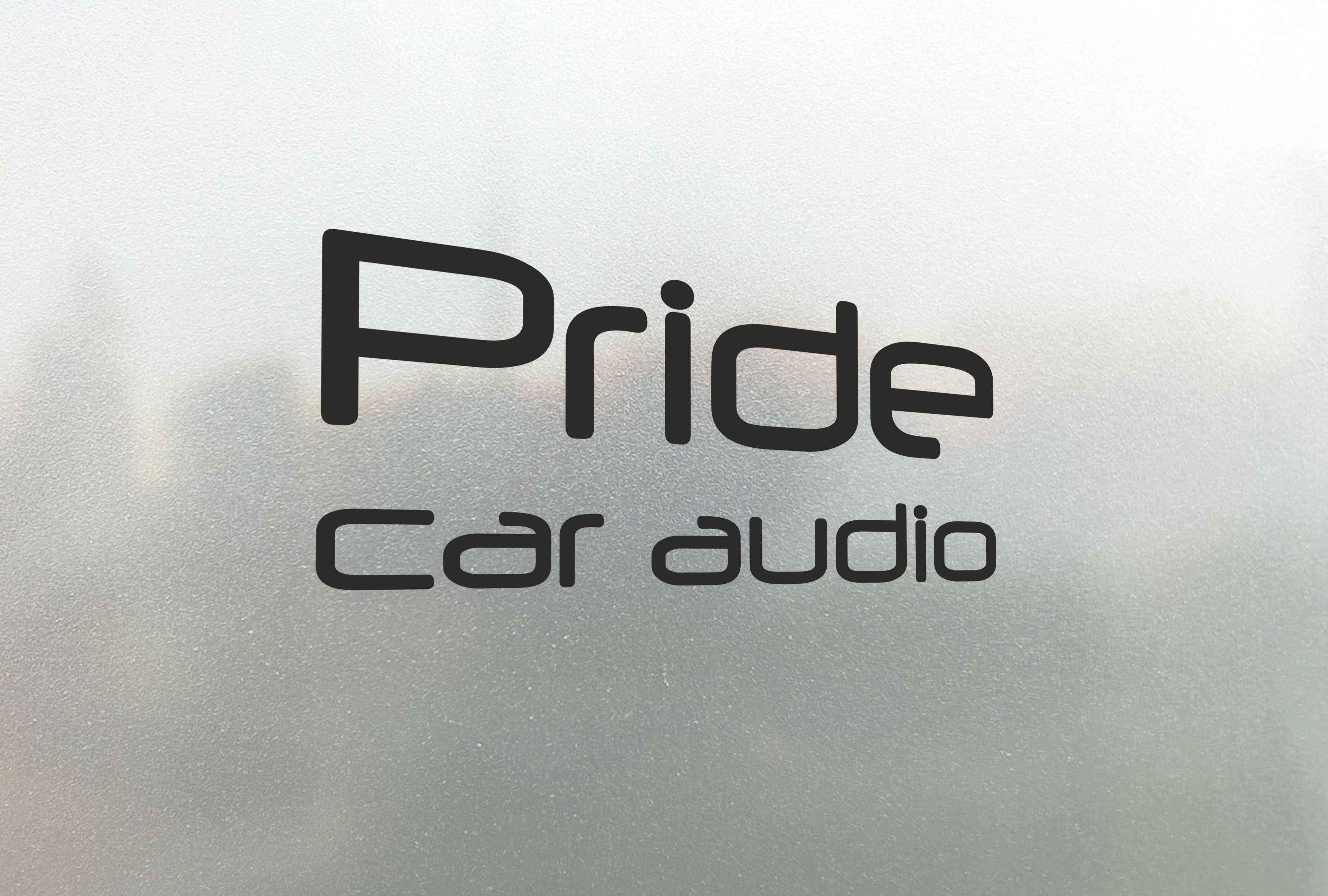 Pride: что означает наклейка на машине и какую роль она играет в обществе