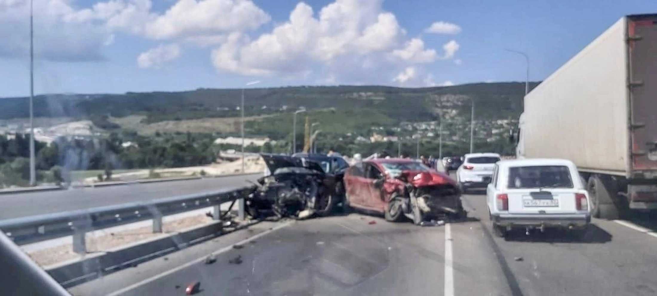 Авто скрежет